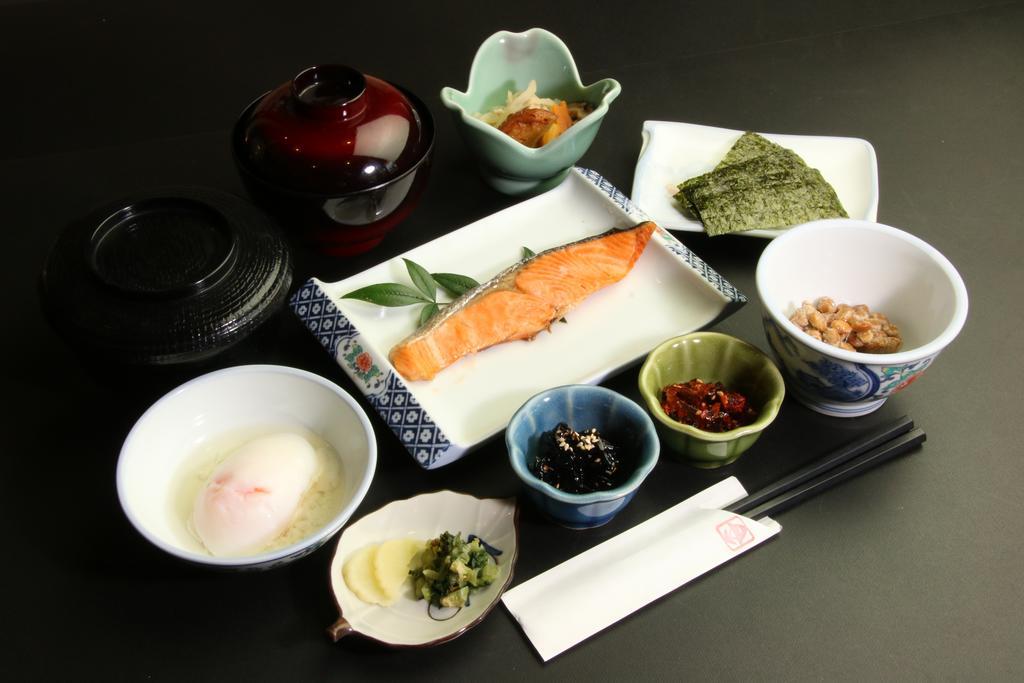 Yunomoto Onsen Hotell Miyakonojō Exteriör bild