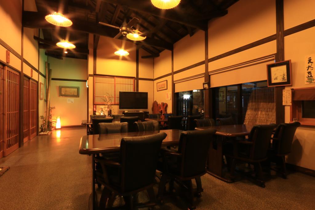 Yunomoto Onsen Hotell Miyakonojō Exteriör bild