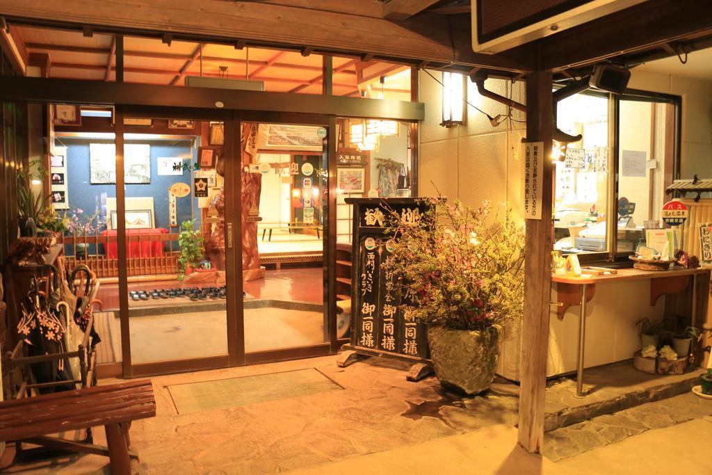 Yunomoto Onsen Hotell Miyakonojō Exteriör bild